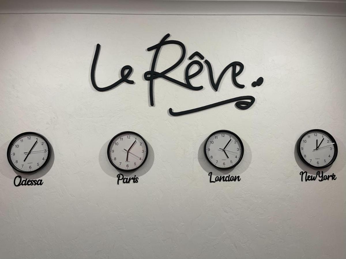 Le Reve City Hostel Odessa Esterno foto