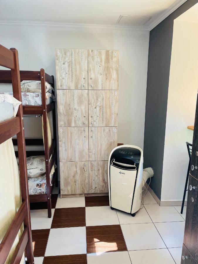 Le Reve City Hostel Odessa Esterno foto