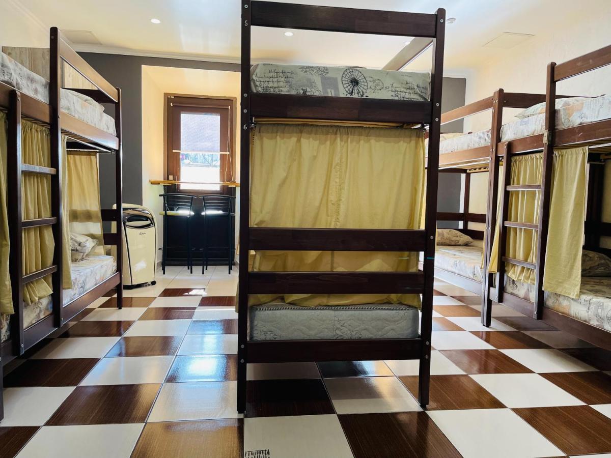 Le Reve City Hostel Odessa Esterno foto