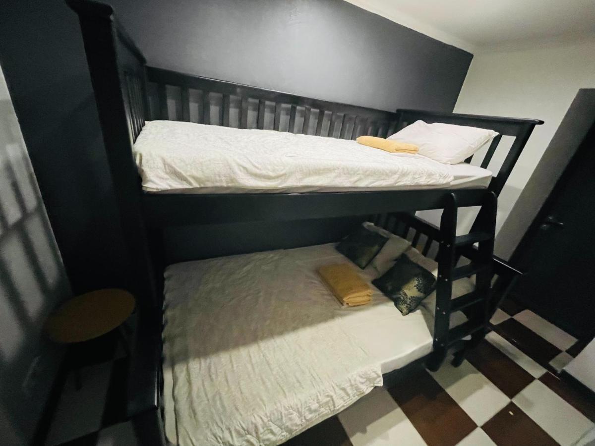 Le Reve City Hostel Odessa Esterno foto